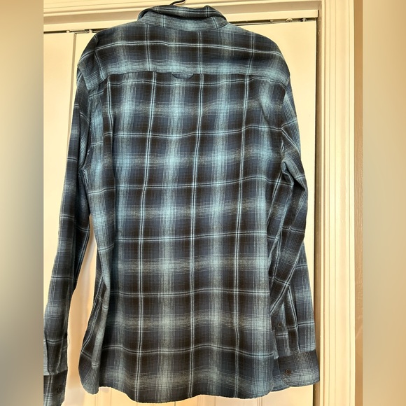 Men’s blue and black flannel - Picture 3 of 3